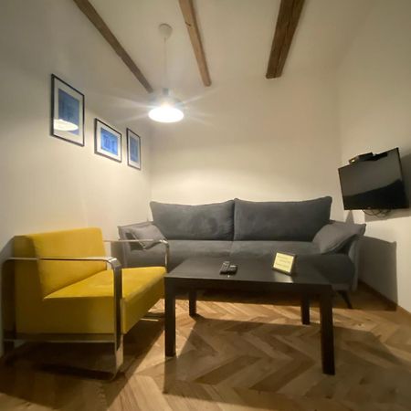 Historical Apartments V18 Kosice Exterior photo