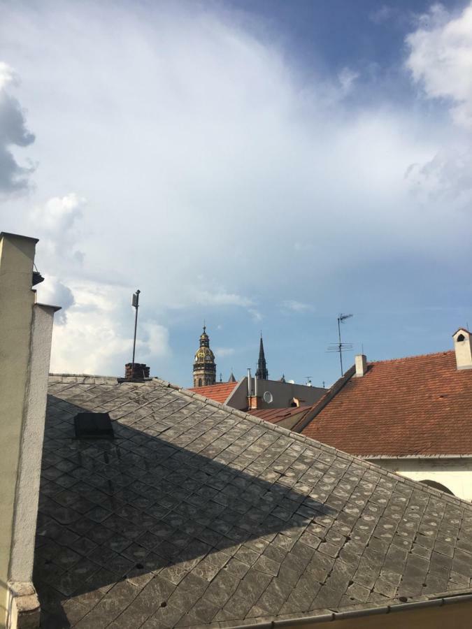 Historical Apartments V18 Kosice Exterior photo